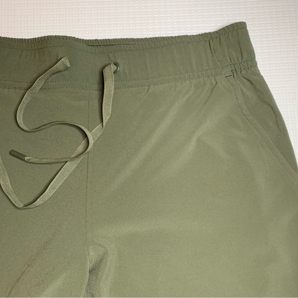 Eddie Bauer joggers with waist tie, ankle length - Picture 4 of 6